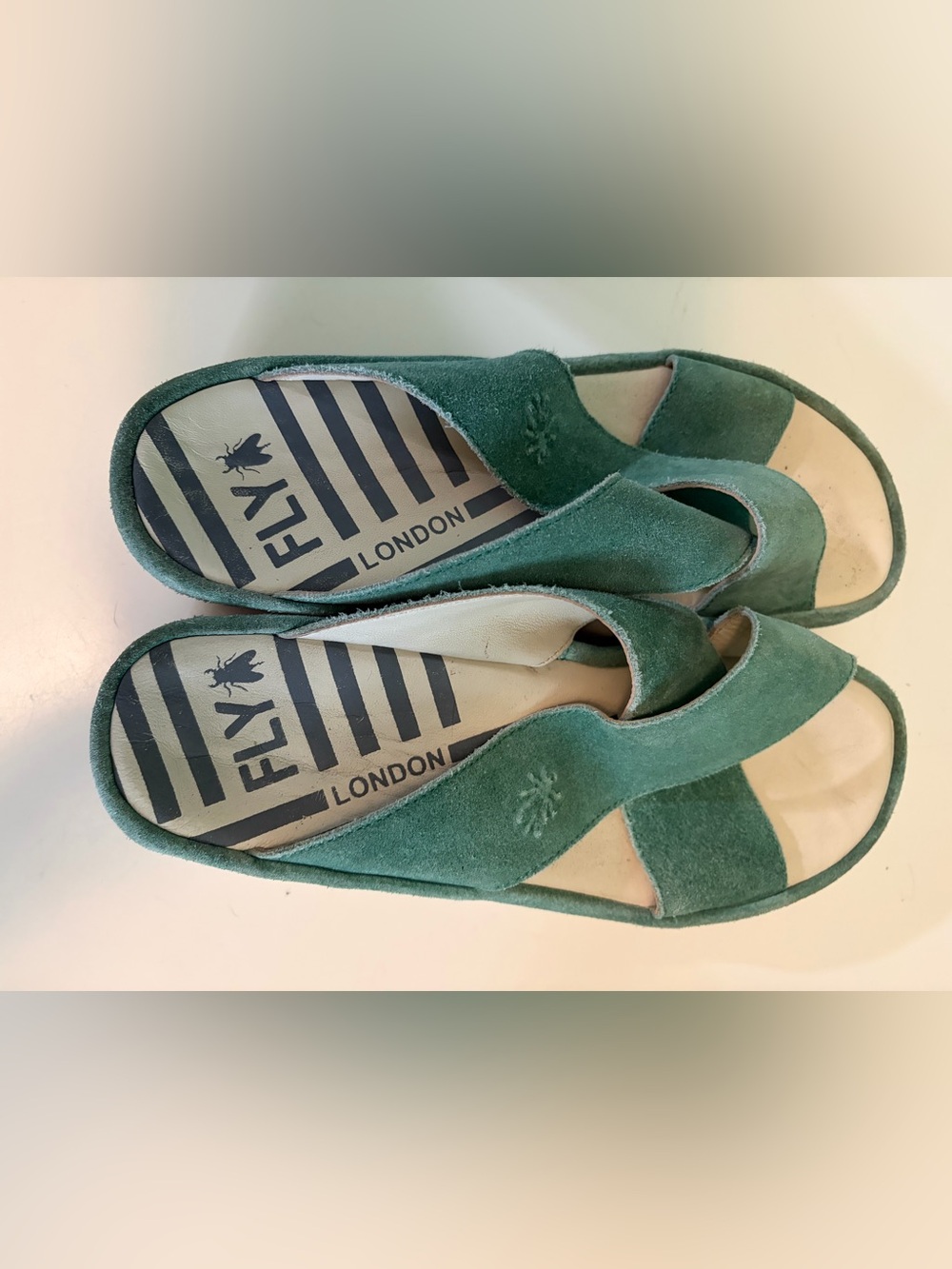 Fly London Green Suede Crossover Slide Sandals Size 9-9.5 - Picture 8 of 9